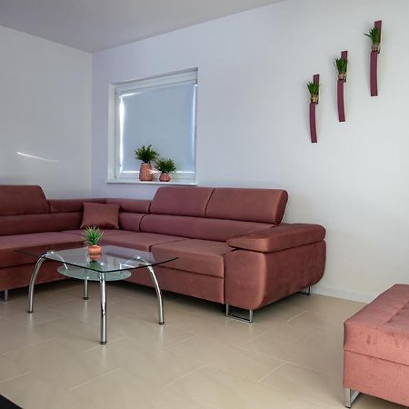 Apartament Przy Parku Z Duzym Tarasem ,Prywatny Parking Διαμέρισμα Świnoujście Εξωτερικό φωτογραφία