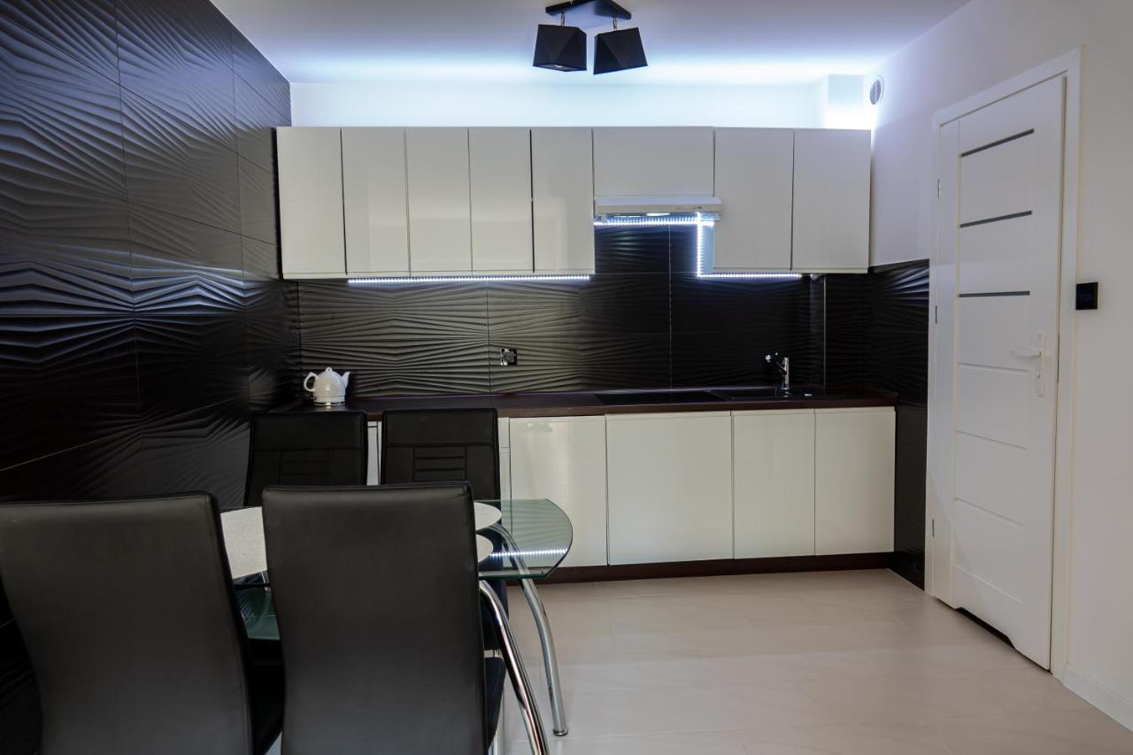 Apartament Przy Parku Z Duzym Tarasem ,Prywatny Parking Διαμέρισμα Świnoujście Εξωτερικό φωτογραφία