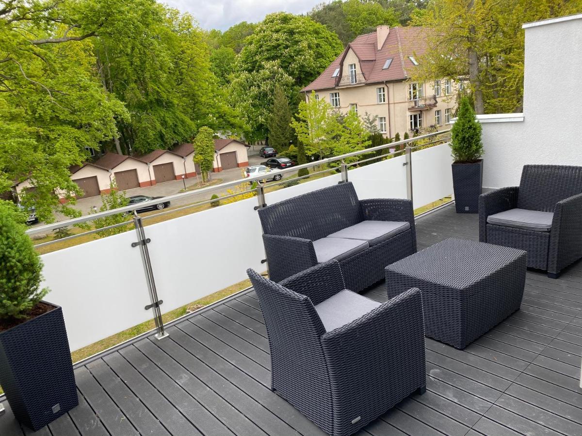 Apartament Przy Parku Z Duzym Tarasem ,Prywatny Parking Διαμέρισμα Świnoujście Εξωτερικό φωτογραφία